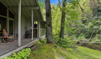 1145 Franklin Rd, Highlands, NC 28741