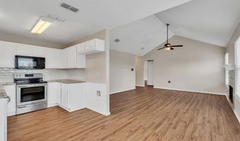 1204 Charles Dr, Alvarado, TX 76009