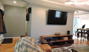 82 Townsend Rd, Augusta, ME 04330