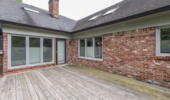 8888 Classic View Dr, Indianapolis, IN 46217
