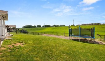 1444 Marina Cove Dr, Polk City, IA 50226