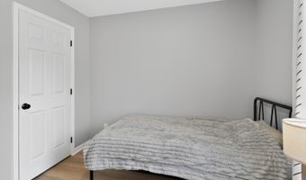 16 Clover Ln, Alloway, NJ 07418