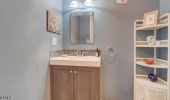 405 Cherry Ridge Rd, Alloway, NJ 07422