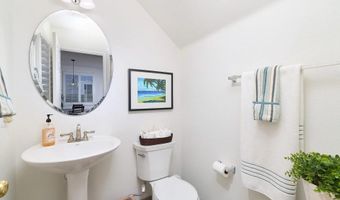6878 Tradewinds Dr, Carlsbad, CA 92011