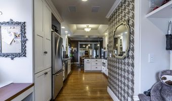 302 S Gonser Ave, Ashley, IN 46705