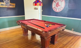 150 Cardinal Ave, Albany, NY 12209