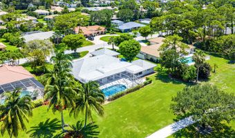 489 S Country Club Dr, Atlantis, FL 33462