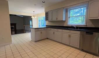3502 HOLLY Rd, Annandale, VA 22003