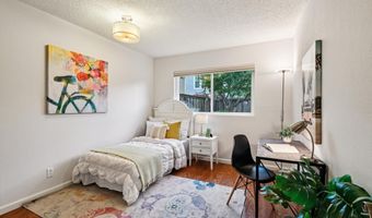 211 Inverness Ct, Alameda, CA 94502