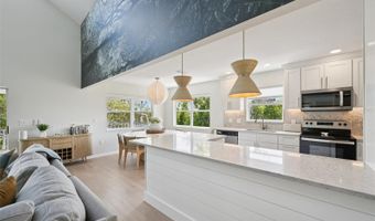 108 PELICAN Dr, Anna Maria, FL 34216