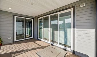 42051 NIGHT NURSE Cir, Ashburn, VA 20148