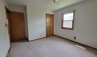 319 S 23rd St, Beatrice, NE 68310