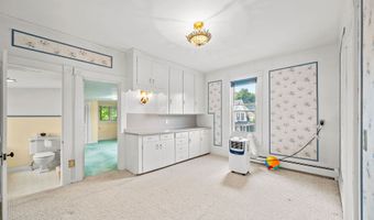 55 Maple Ave, Barre, VT 05641
