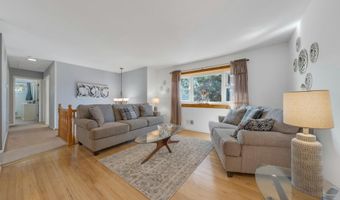 1630 Oakwood Rd, Belmar, NJ 07719