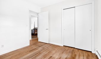 78 Arrowhead Rd, Brookfield, CT 06804