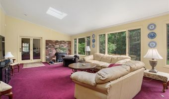1515 South Rd, East Greenwich, RI 02818