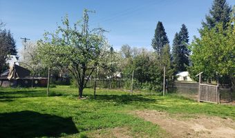 109 W 6th Ave, Clark Fork, ID 83811
