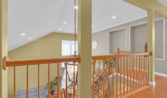 2324 Tracy Ln, Algonquin, IL 60102