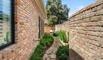 14798 Lochinvar Ct, Addison, TX 75254