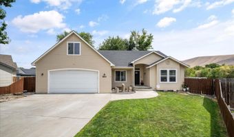 500 Paver Ct, Benton City, WA 99320