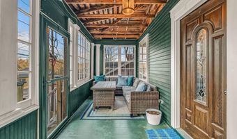 152 Lake St, Auburn, ME 04210