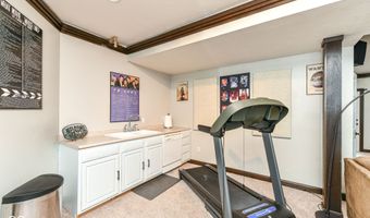 1981 Water Oak Way, Avon, IN 46123