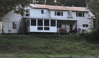 158 Macintosh Hill Rd, Bethel, VT 05032