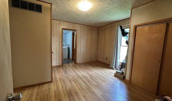 1308 S Seminary St, Bloomfield, IN 47424
