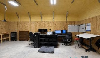 5404 Sioux Rd, Carlsbad, NM 88220