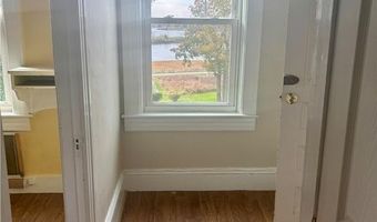 889 Hope St 3, Bristol, RI 02809