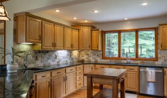 1200 Rocky Ridge Rd, Amsterdam, NY 12010