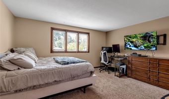 230 Schimwood Ct, Amherst, NY 14068