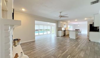 411 MONTICELLO Dr, Altamonte Springs, FL 32701