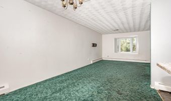 2400 RAMBLEWOOD Rd, York, PA 17408
