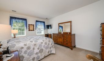 21 Catalina Ave, Barnegat, NJ 08005