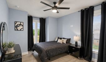 9991 Crow Ln, Adkins, TX 78101