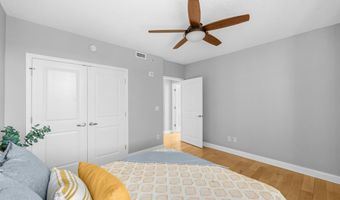1020 N HIGHLAND St 524, Arlington, VA 22201