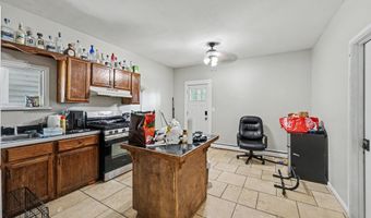 81 N Allen St, Albany, NY 12203