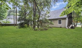 9 Jubilee Cir, Aberdeen, NJ 07747