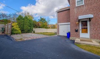 216 N WOODLAWN Ave, Aldan, PA 19018