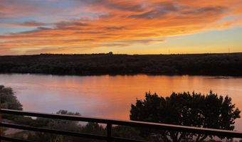 256 Snake River Dr, American Falls, ID 83211