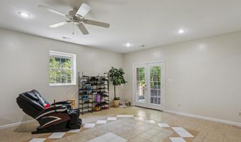 3905 HUMMER, Annandale, VA 22003