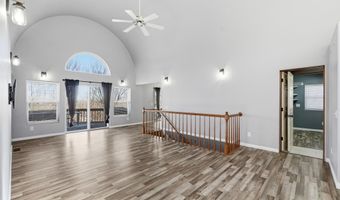 7 Tamara Ln, Bella Vista, AR 72715