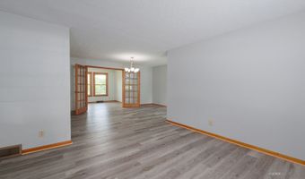 34 W Clearview Dr, Athens, OH 45701