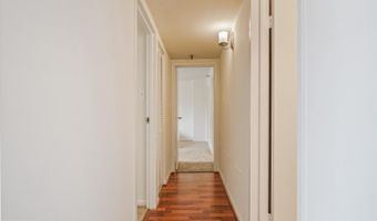 7401 WESTLAKE Ter #215, Bethesda, MD 20817