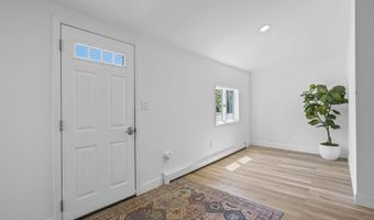 310 East Rd, Belford, NJ 07718