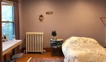 2 Maple Ave, Albany, NY 12208