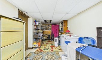 26 Pershing Ave, Acushnet, MA 02743