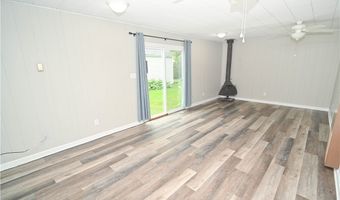 446 S Edgehill Ave, Austintown, OH 44515