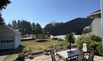 104 7th St, Bangor, ME 04401